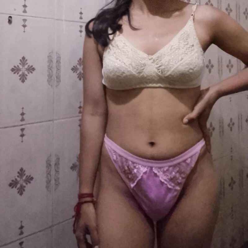 akanshasharmalive