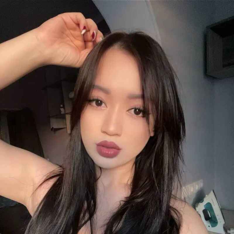 emy_lovee