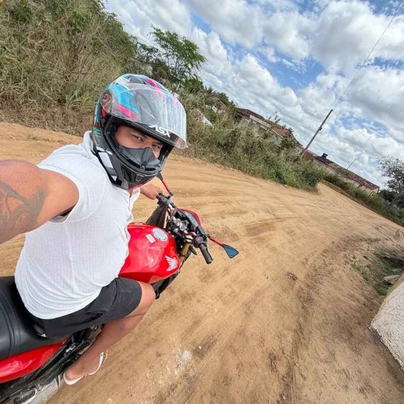 ThiagoLives