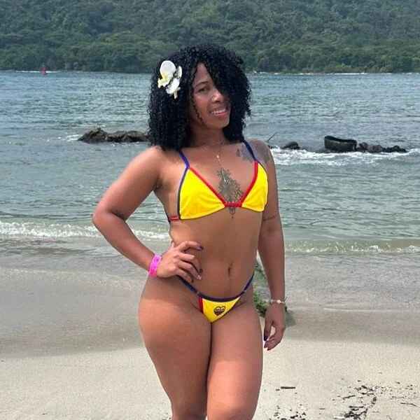 Tanissha_curly