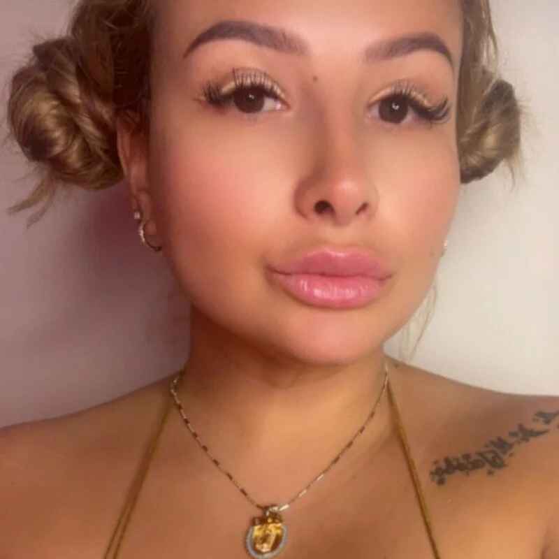 Alicia-323