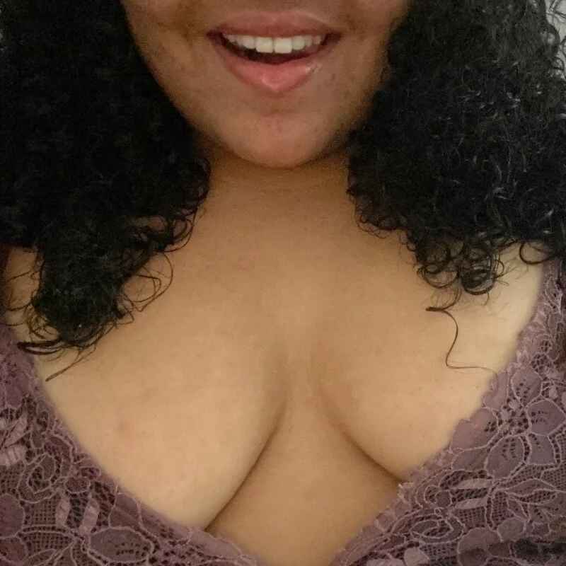bellahott22