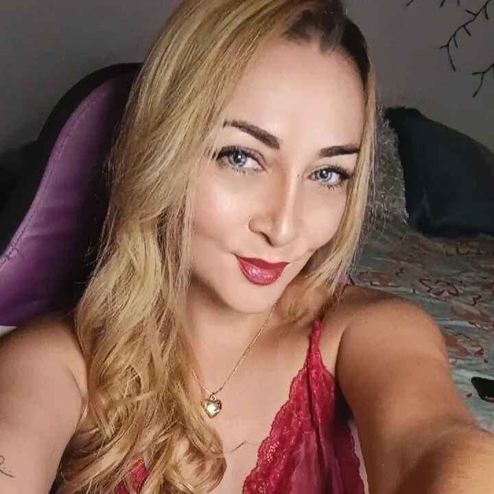 adri_smoke