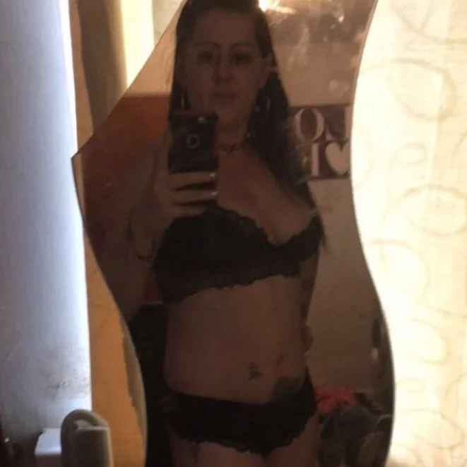 tattooed_milf