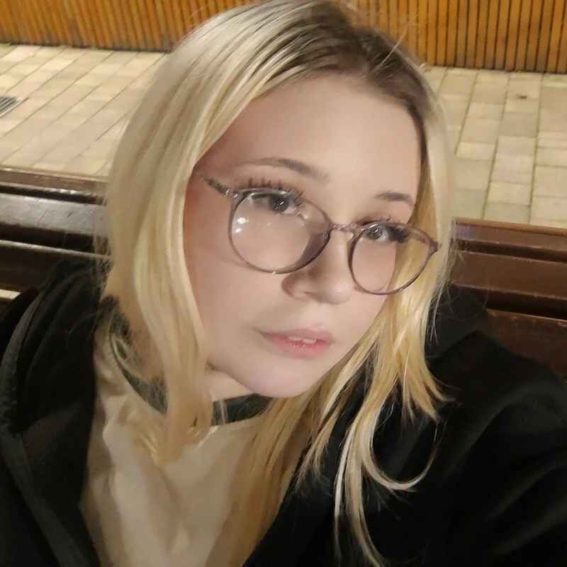 LeahBay