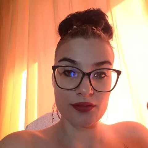 Ayla_bloomy
