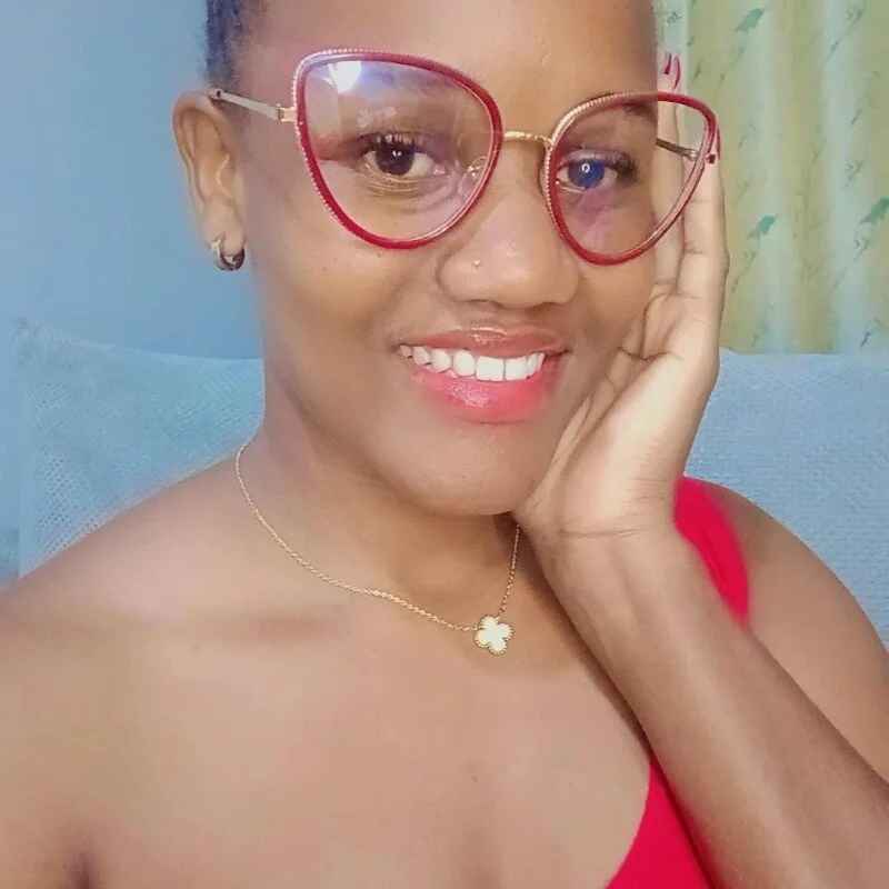 brownycurvey