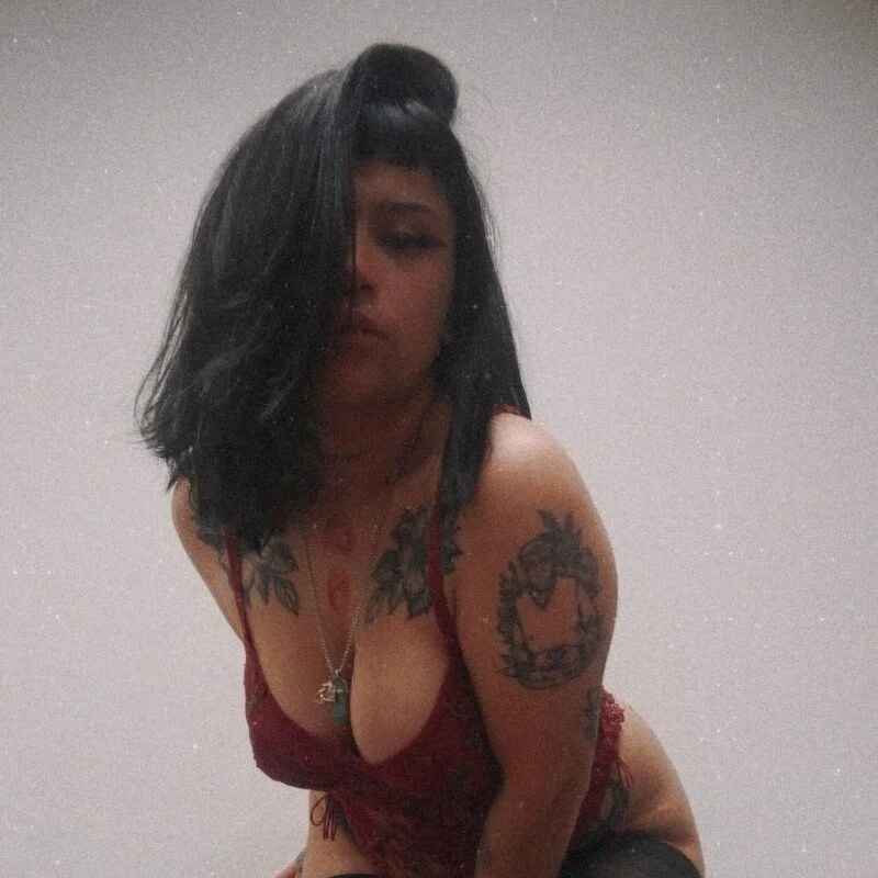 Viiolet_24_