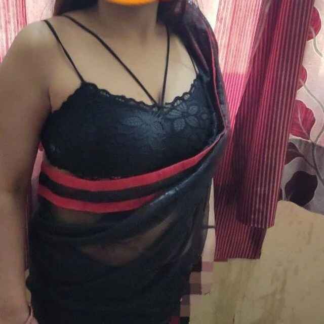 Sexy_mahira01