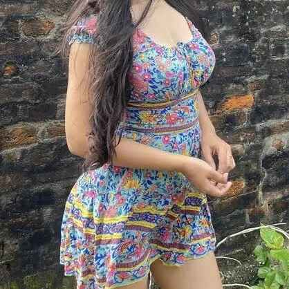 Hot-Mahitha