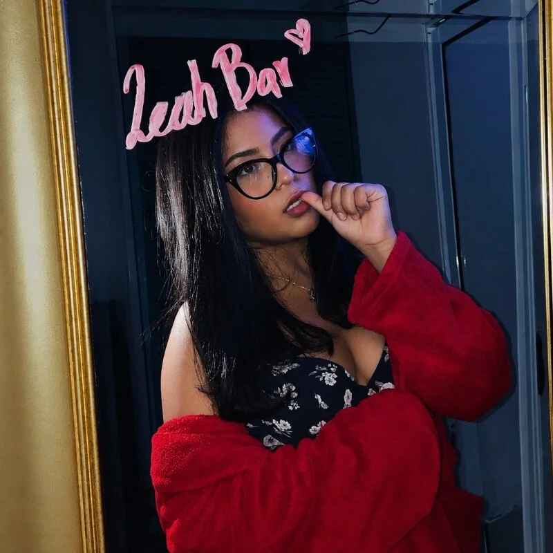 LeahBar