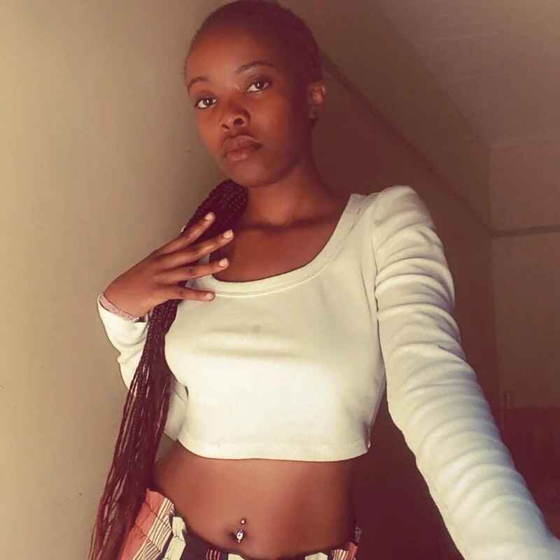 Petitegirl26