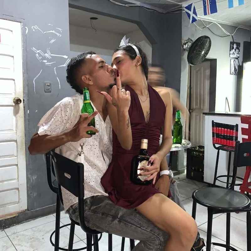hottercouple18