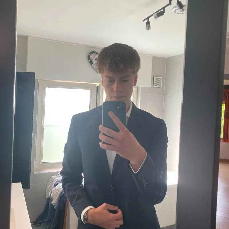TheHotstDick