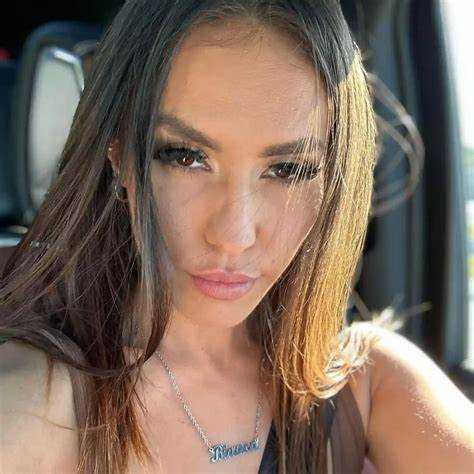 Kelsi Monroe — FansOnlyX creator profile