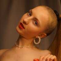 EsmaCarll — FansOnlyX creator profile