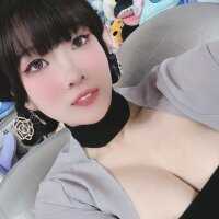 momoLoveLuna — FansOnlyX creator profile