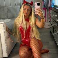 Irish_BarbieMilfx — FansOnlyX creator profile