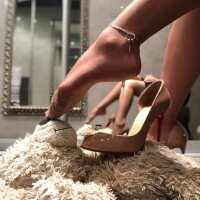 Nylon_Legs — FansOnlyX creator profile