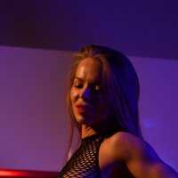 NikAndKate — FansOnlyX creator profile