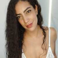 CURLY_LATINA_ — FansOnlyX creator profile