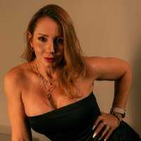 my_friends_mom — FansOnlyX creator profile