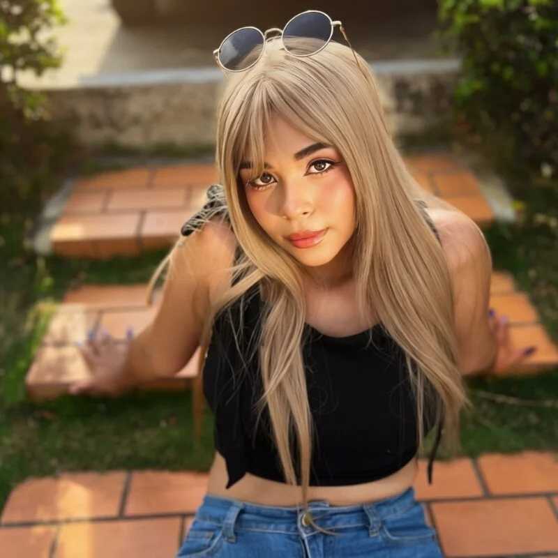 LilyDove — FansOnlyX creator profile