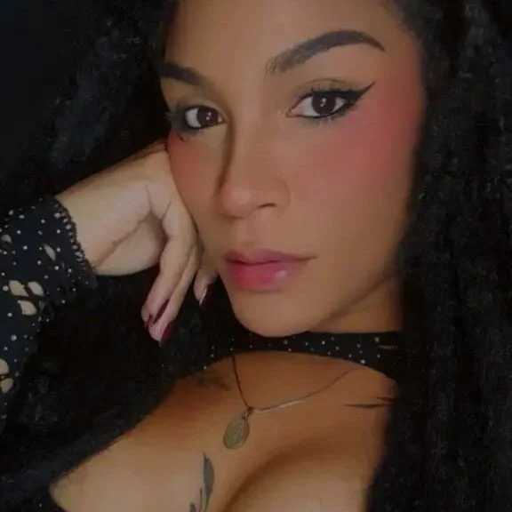 hottie_cristall — FansOnlyX creator profile