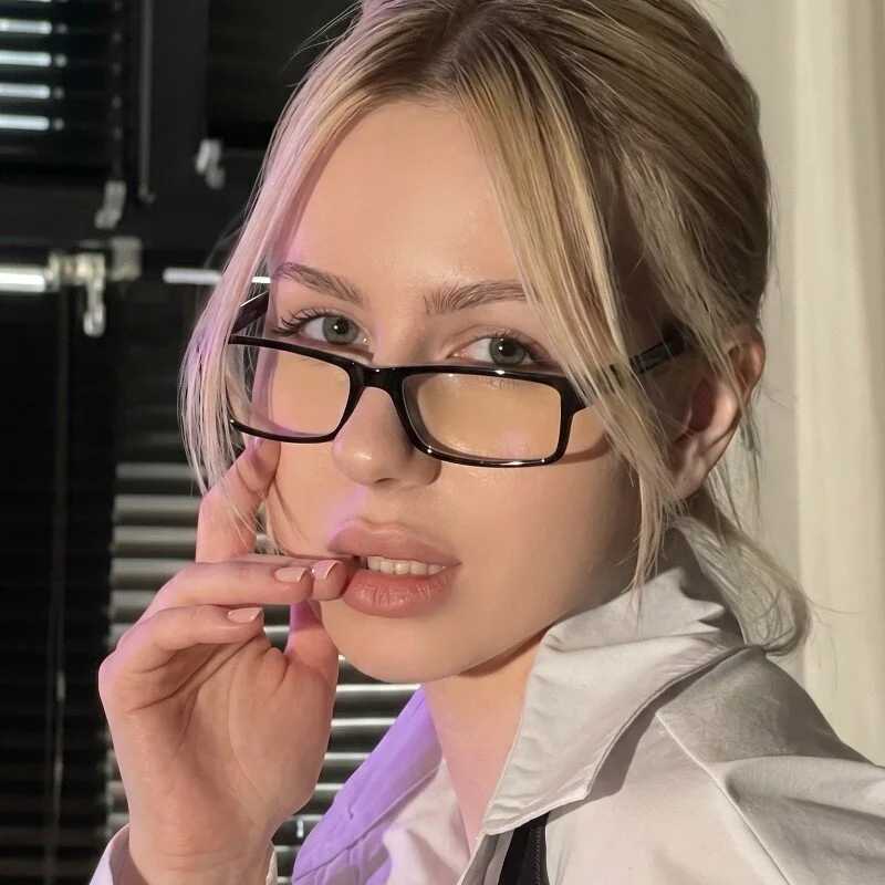Emilyrighter1 — FansOnlyX creator profile