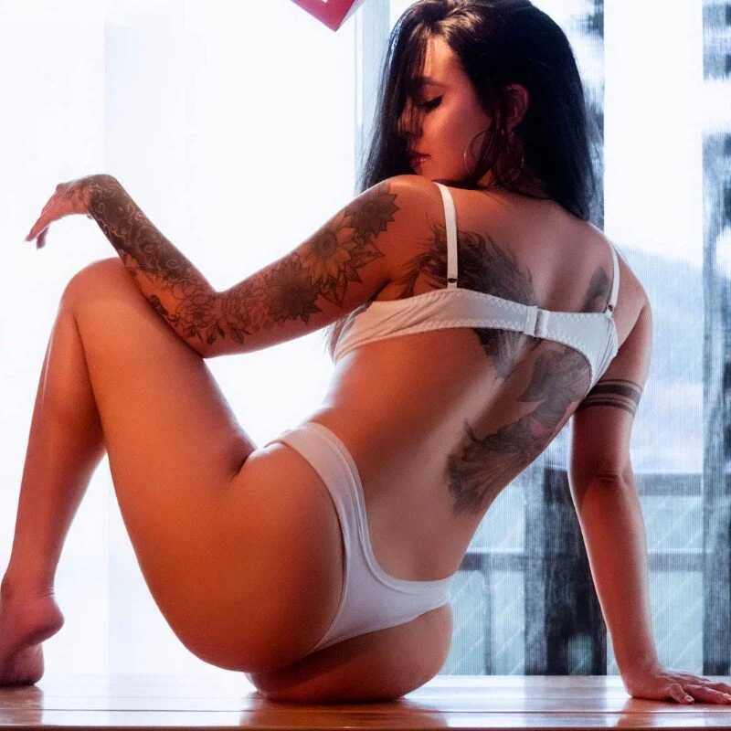 AnaBlack_ — FansOnlyX creator profile
