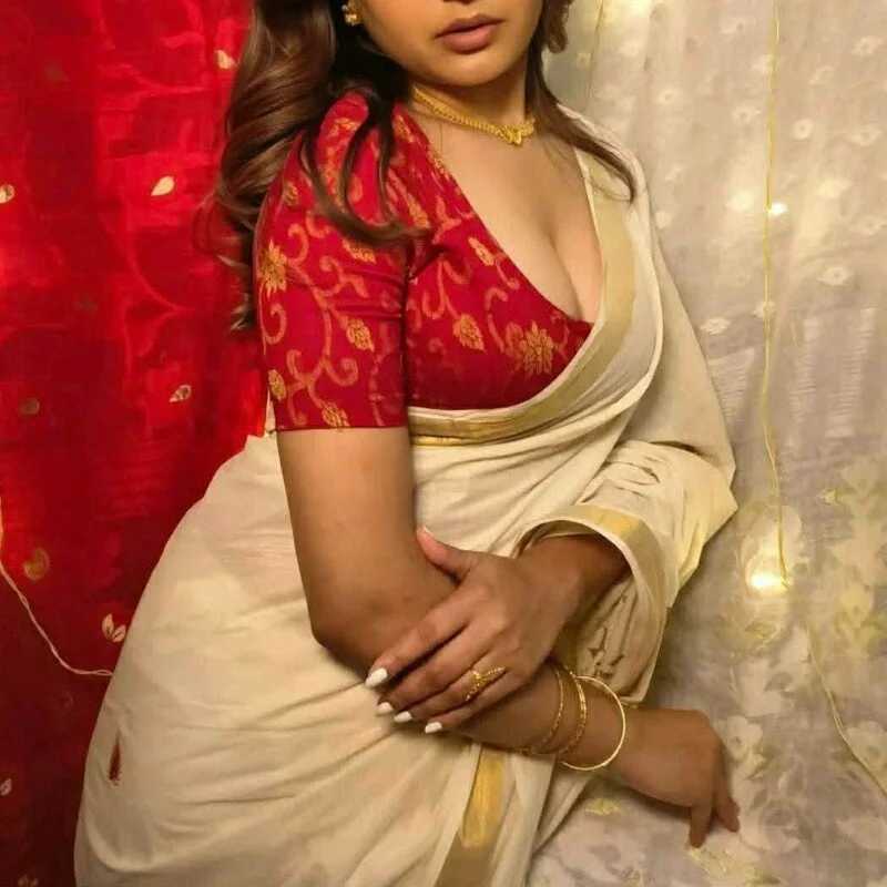 Rosse-Sanaya — FansOnlyX creator profile