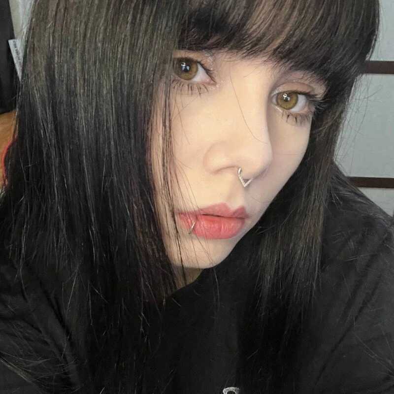 alicehollywood — FansOnlyX creator profile
