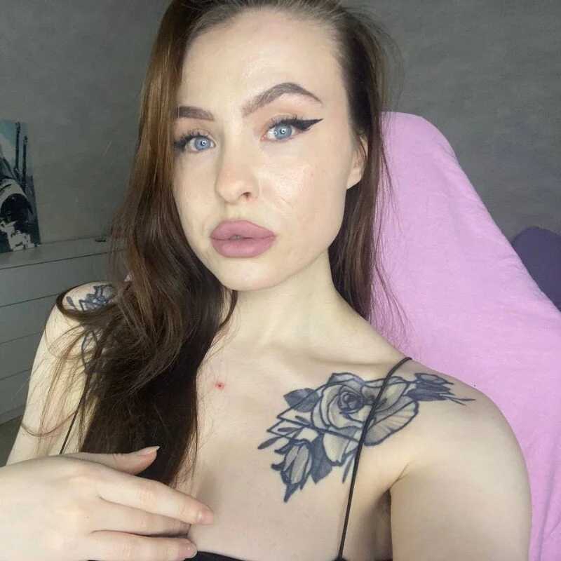 n0vellaa — FansOnlyX creator profile