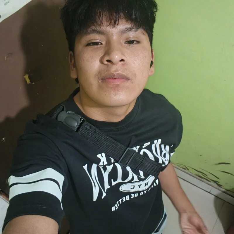 Fernando_Yoo — FansOnlyX creator profile