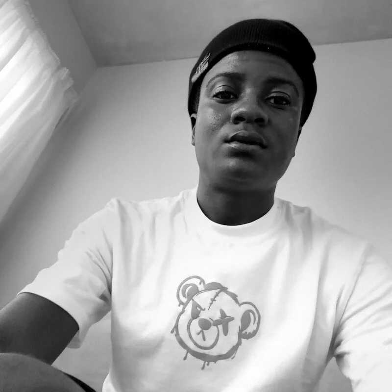 Smallbeben — FansOnlyX creator profile