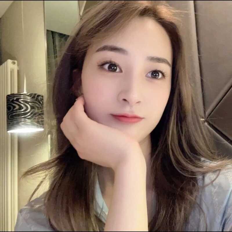 sally-- — FansOnlyX creator profile