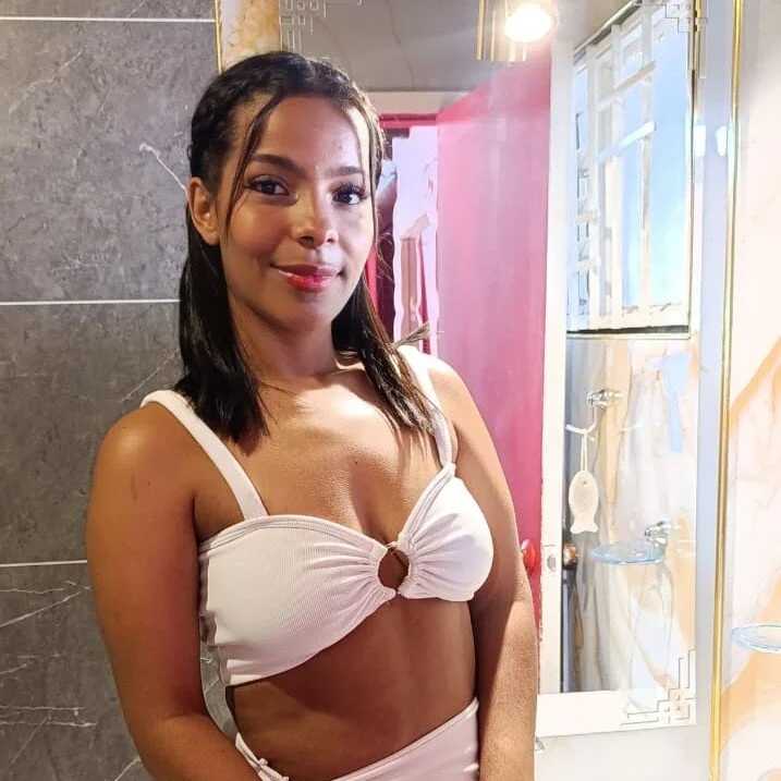 Fernanda_Brown19 — FansOnlyX creator profile