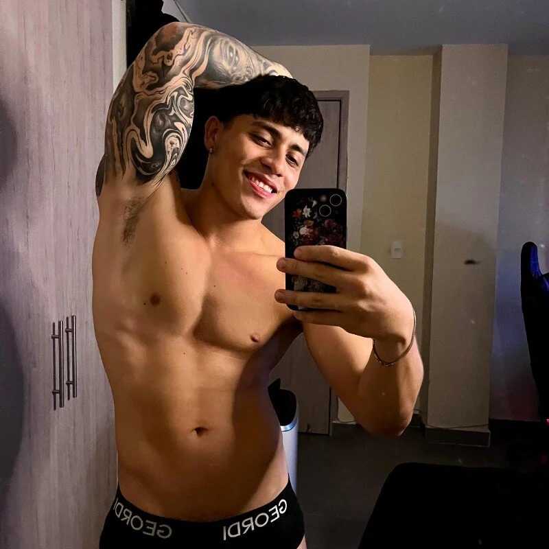 _joansoto — FansOnlyX creator profile