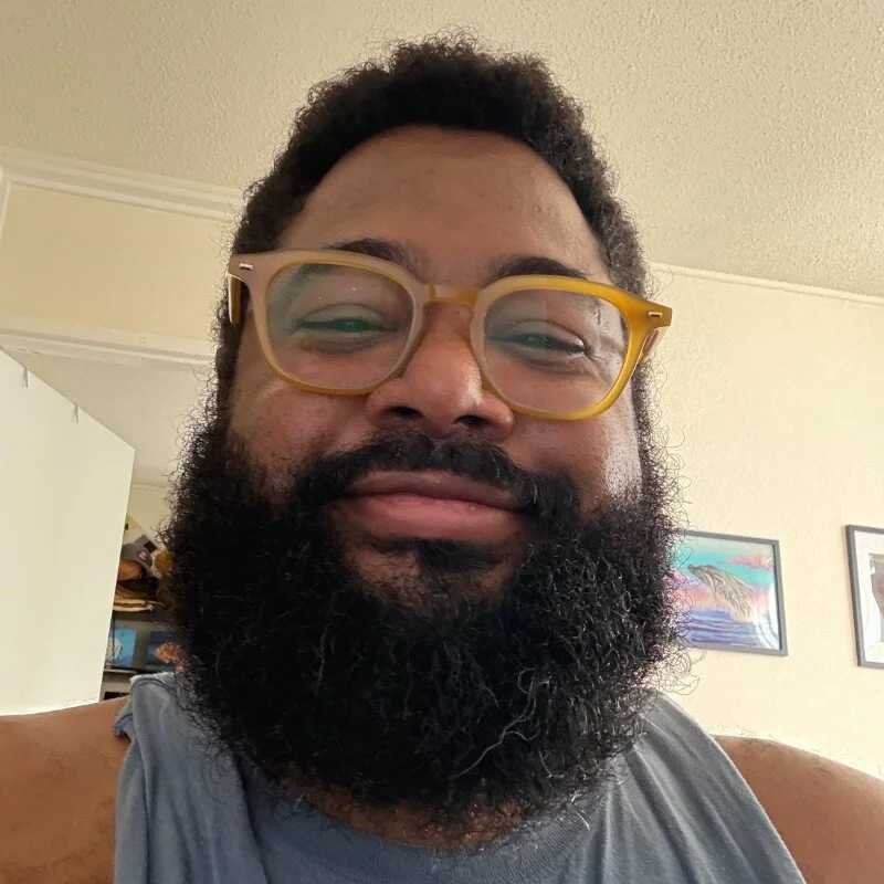 bear_named_j — FansOnlyX creator profile