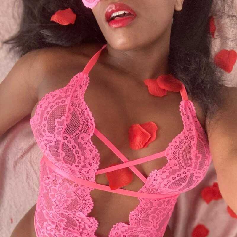 pinkrosaaa — FansOnlyX creator profile