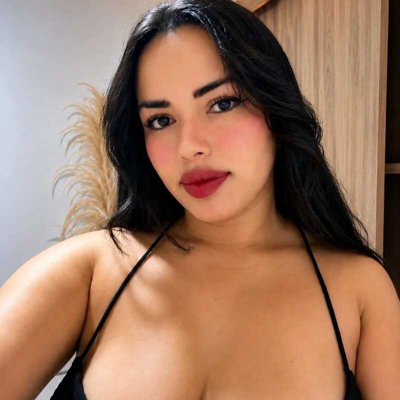 andra_rose — FansOnlyX creator profile
