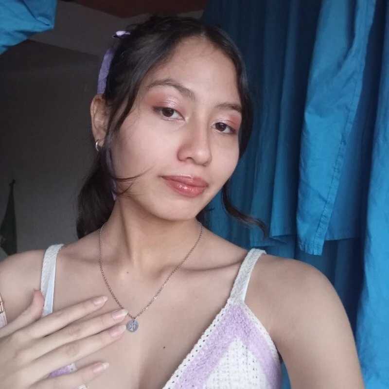 zoe_sara — FansOnlyX creator profile