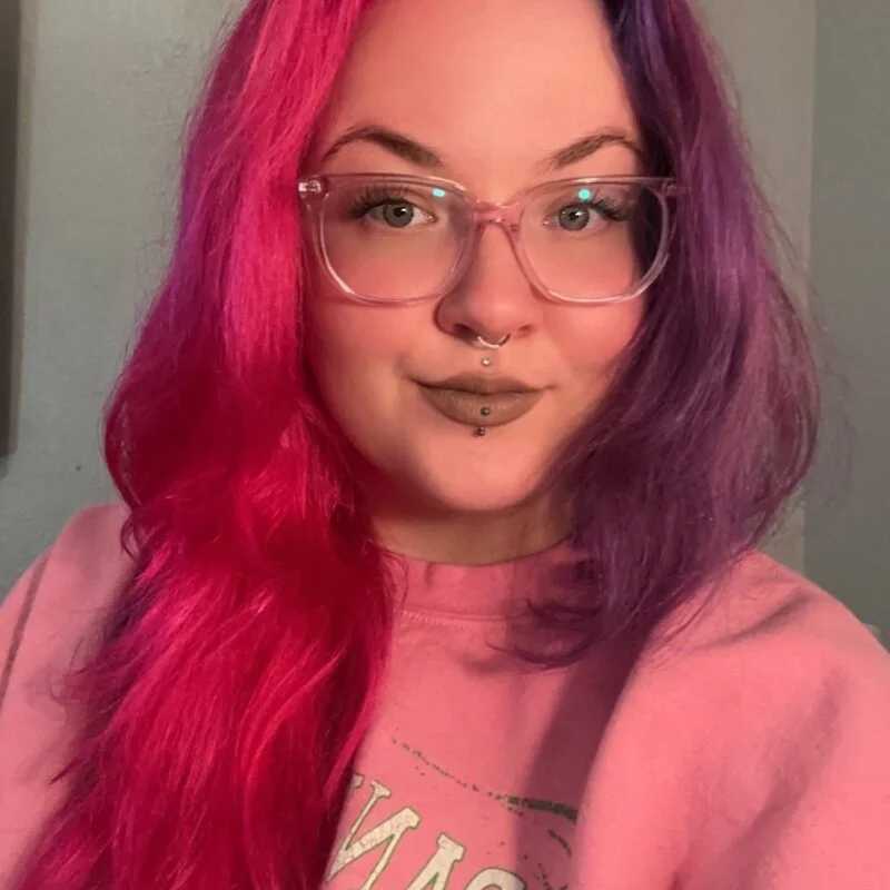 VictoriaHeartt — FansOnlyX creator profile