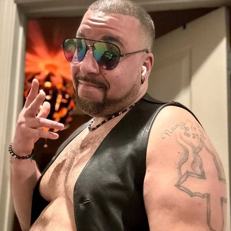 TheGreenEyedBear — FansOnlyX creator profile