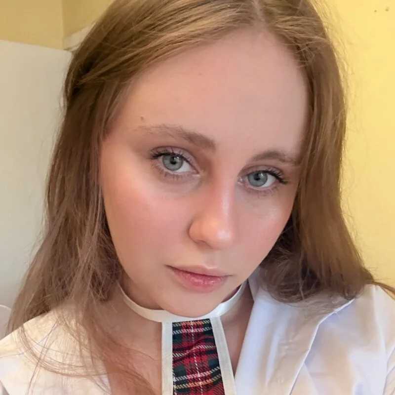 web_kissa — FansOnlyX creator profile