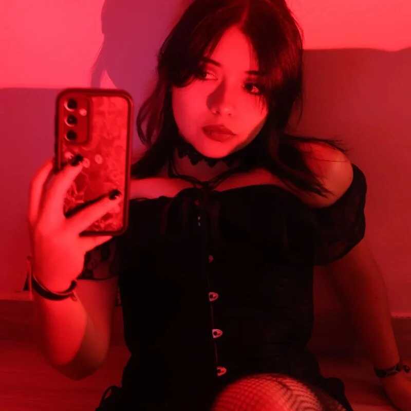 dark__ivy — FansOnlyX creator profile