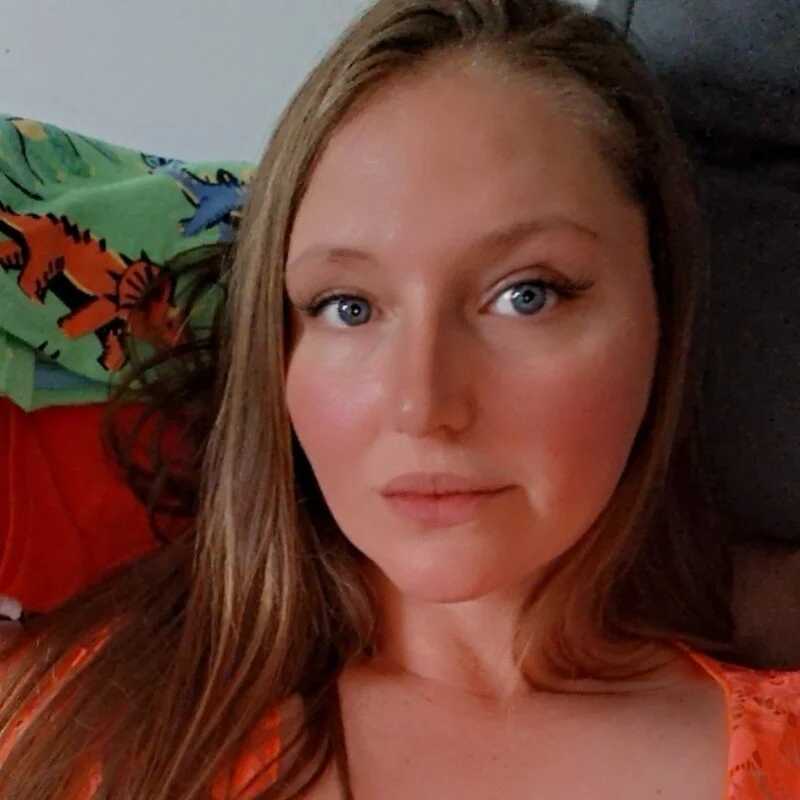 AnnaBusty — FansOnlyX creator profile