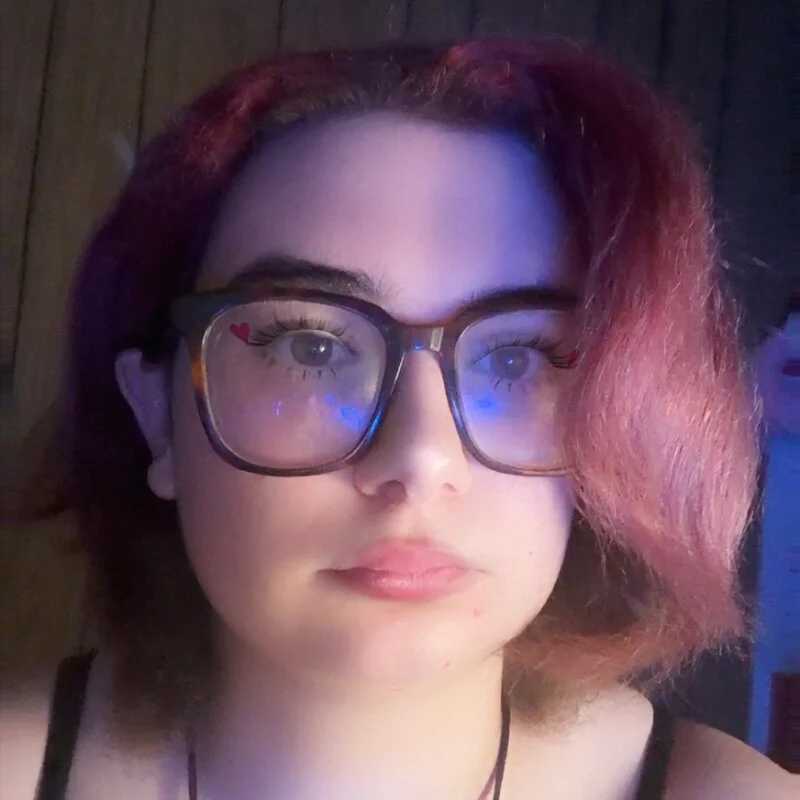 xxemeraldgreenxx — FansOnlyX creator profile