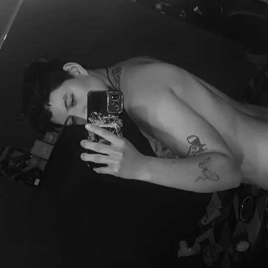 Mendez_Scarlett — FansOnlyX creator profile