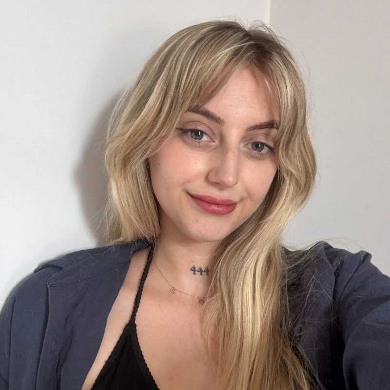 StellaTeenGirl — FansOnlyX creator profile
